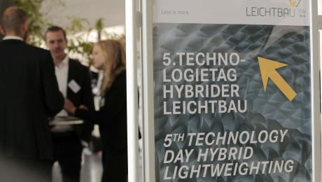 lightweight news Image