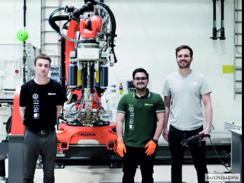 IFW und HorsePower fertigen CFK-Bauteil für den elektrischen Rennwagen der Formula Student Saison 26