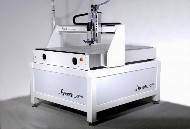 Unsere Neue: CNC Fräsmaschine für die Industrie 