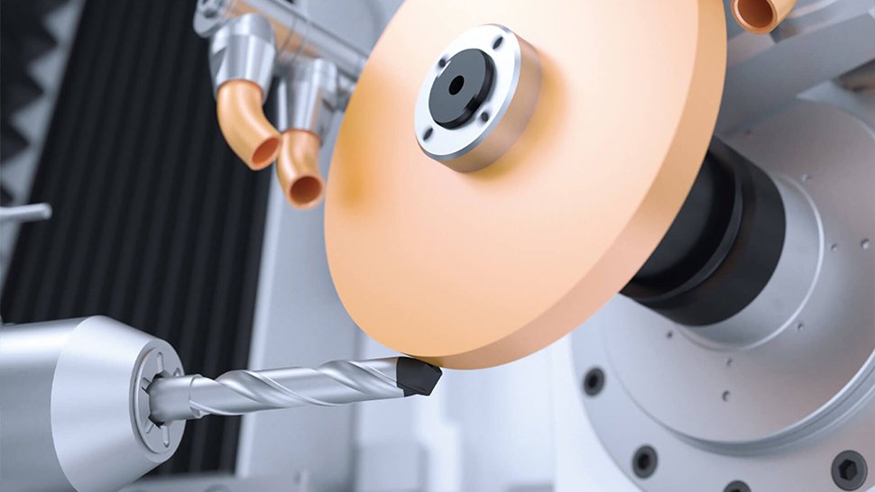 Die Stärken einer innovativen Schleifmaschine mit einer leistungsstarken Erodiermaschine vereint die VHybrid von Vollmer. Bilder: Vollmer
